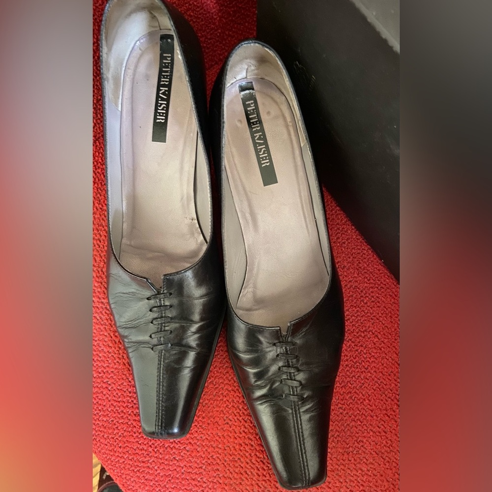Peter Kaiser Vintage Black Leather Women's Shoes. German Sz 5.5(USA 8) 2” heels
